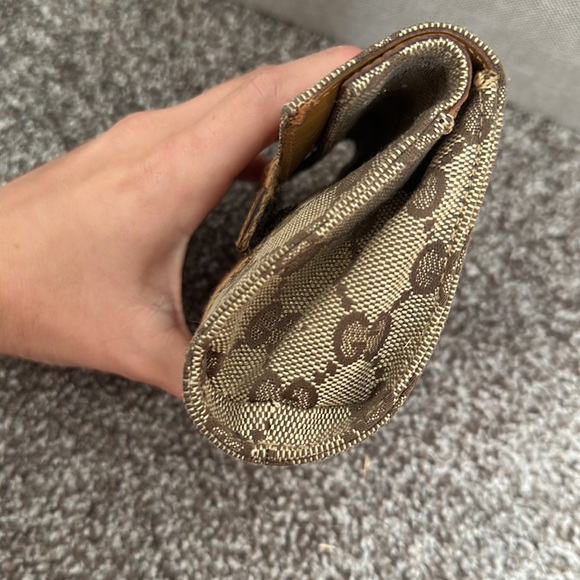 Authentic Gucci Wallet - Picture 4 of 8